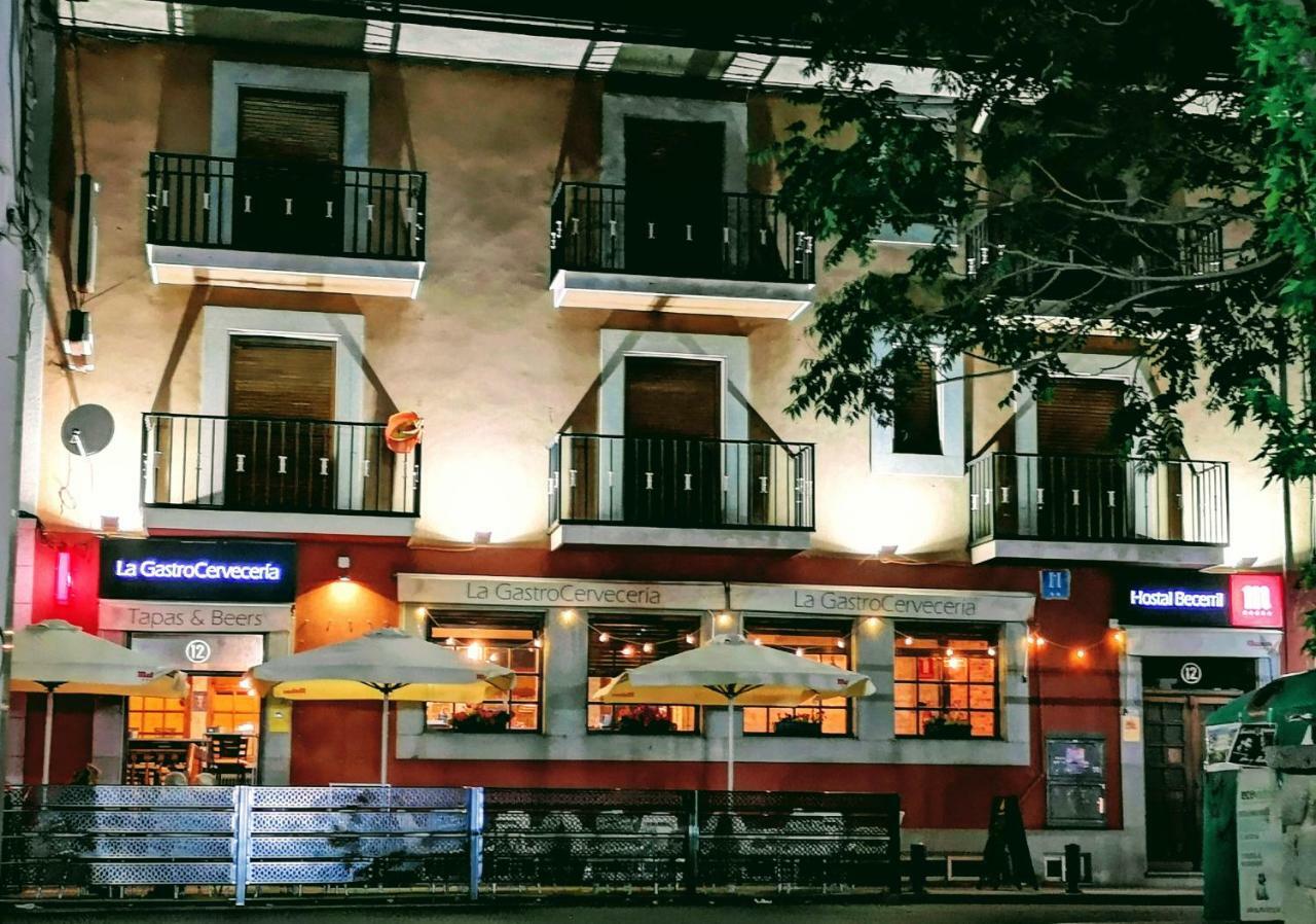 Hostal Becerril Becerril de la Sierra Esterno foto